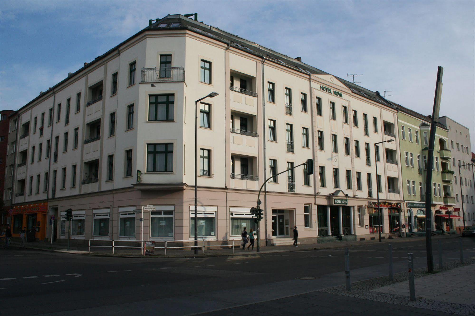 Hotel Nova Berlin Exterior foto